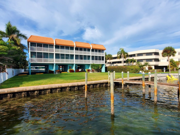 Bradenton Beach 2 Bedroom Vacation Rental Bay Views Sleeps 4
